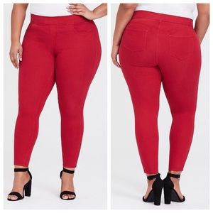 NWT Torrid Lean Jean - RED - sz0R